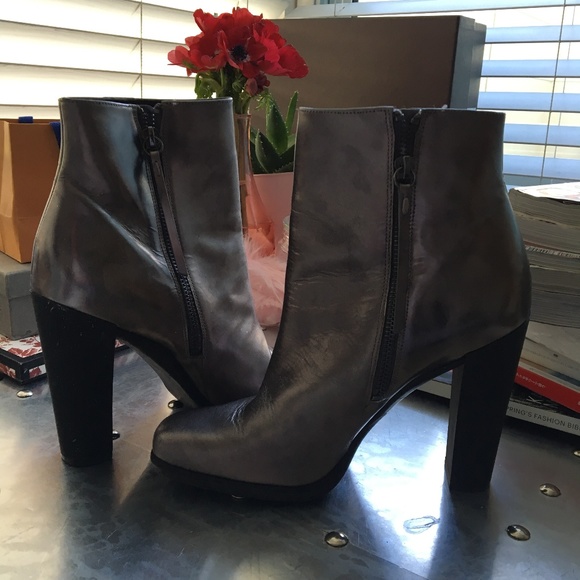 Calvin Klein Silver Raylyn booties - Picture 2 of 3